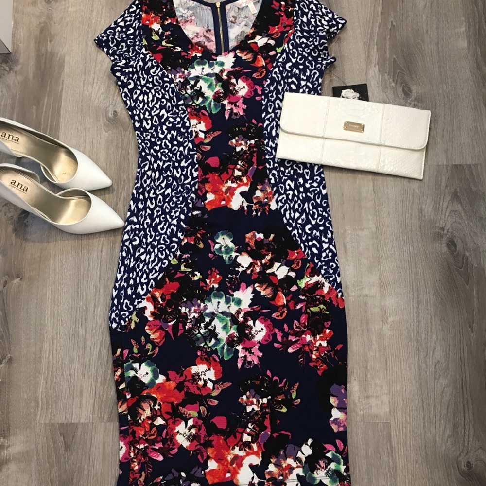 NWT Marilyn Monroe floral bodycon dress, Large